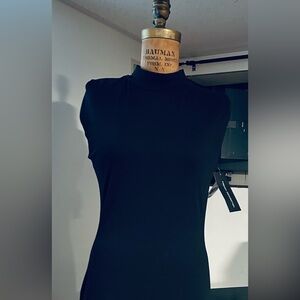 French connection size 6, zipper back with tags